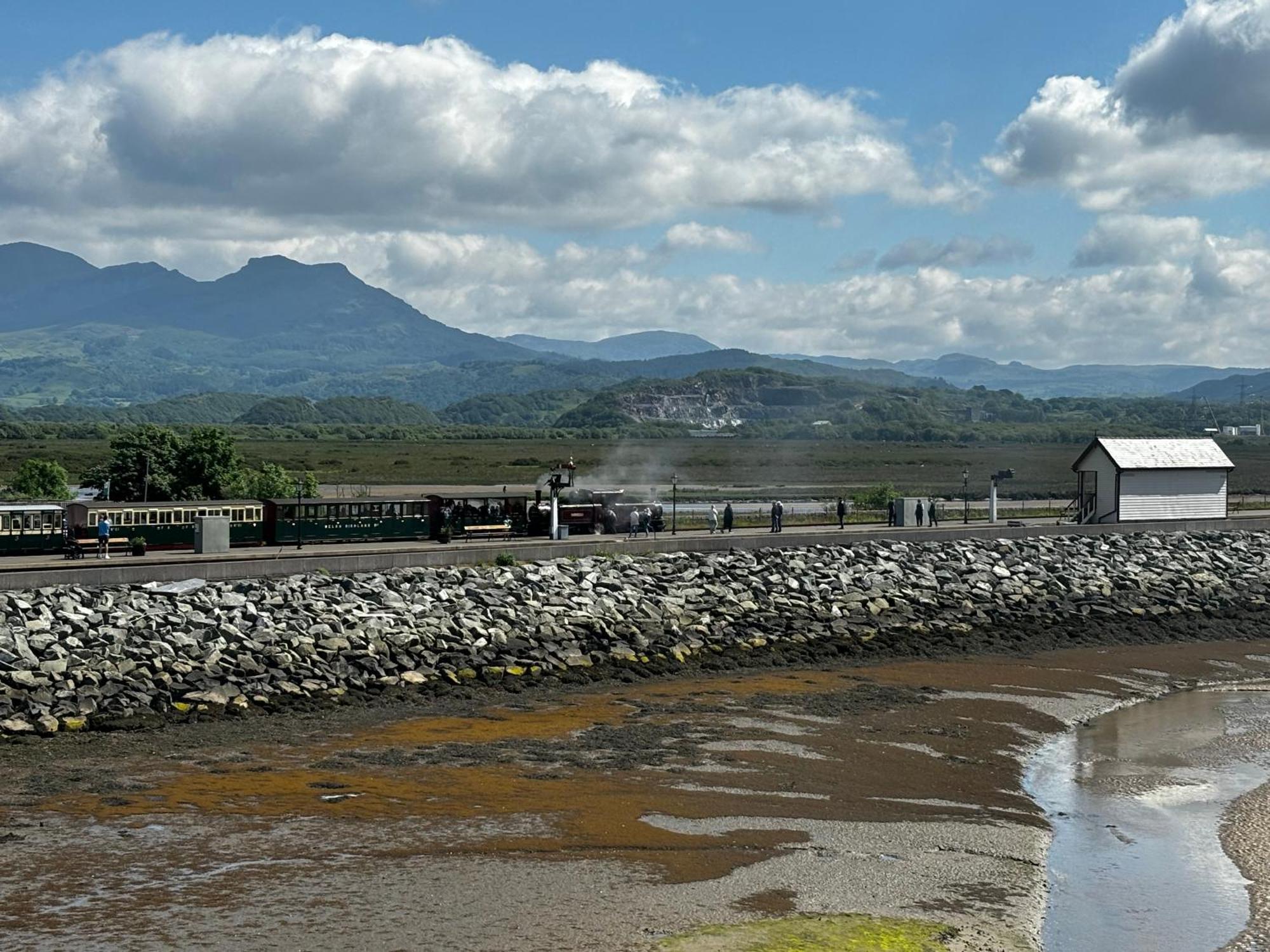 Ferienwohnung Estuary Escape Porthmadog Exterior foto