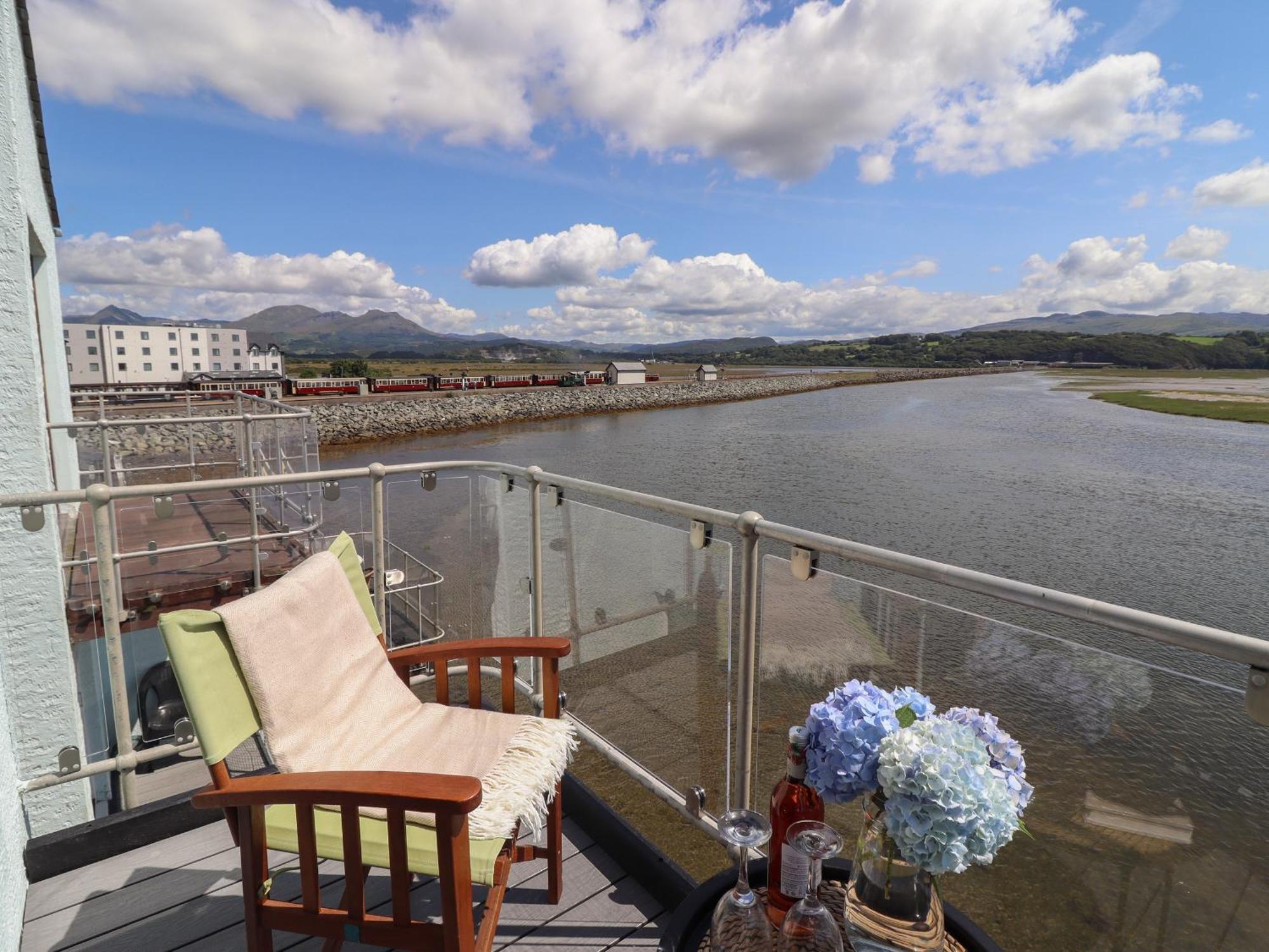Ferienwohnung Estuary Escape Porthmadog Exterior foto